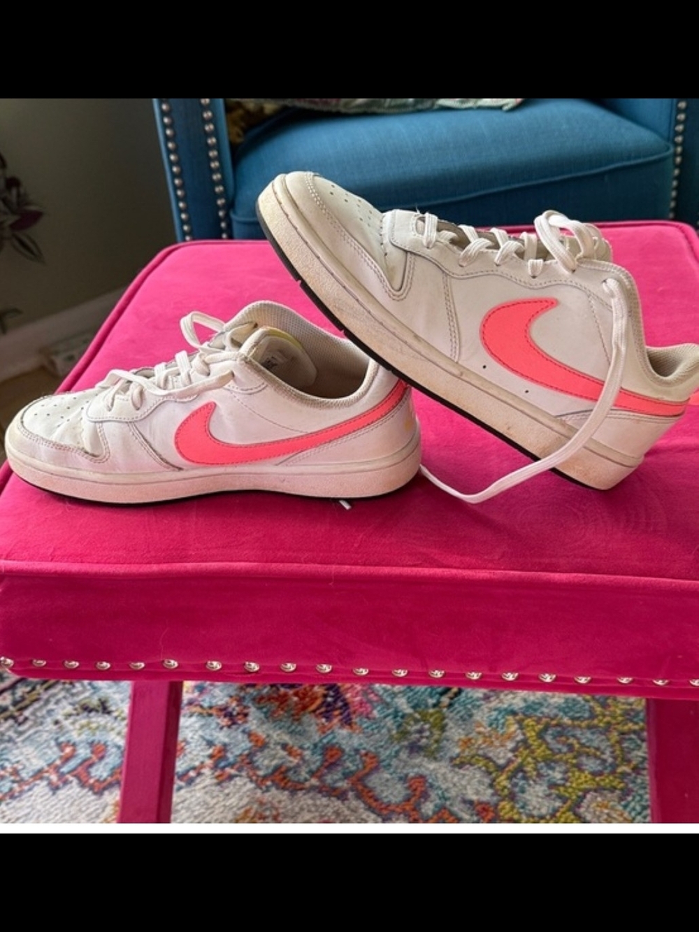 Nike Women's Pink and Black Low-Top Sneakers